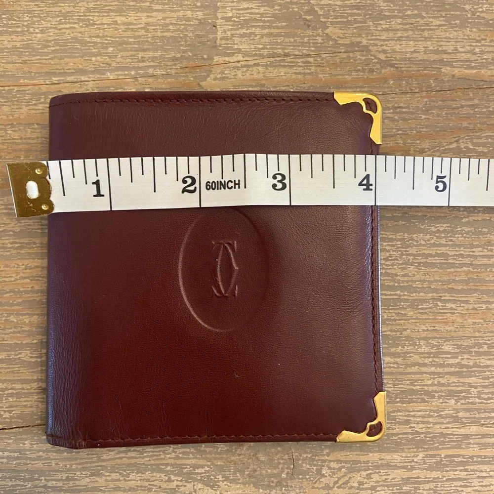 AUTHENTIC!! CARTIER Burgandy Calfskin Leather Wallet. luxury